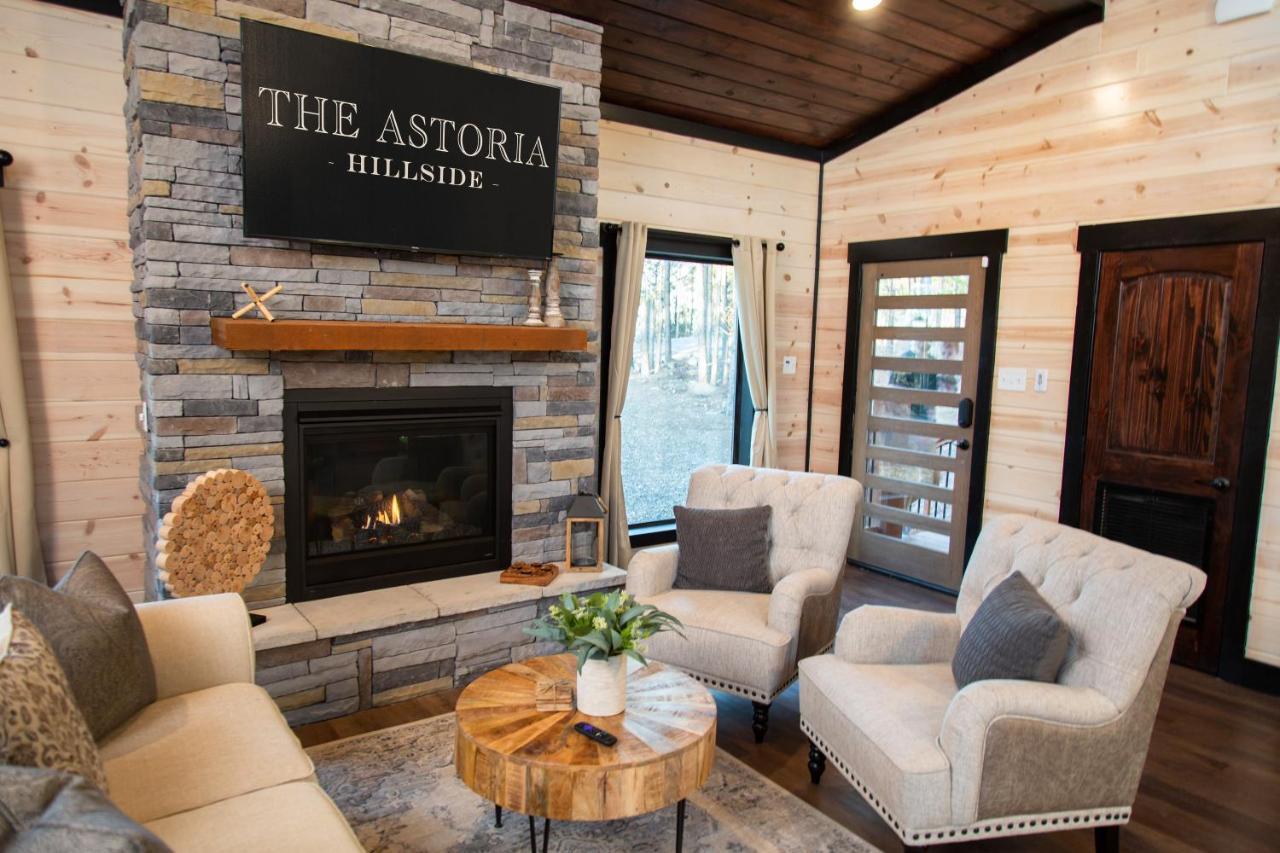 New Luxury Cabin, Hot Tub, Forest Views,Hotel Style Amenitiesブロークン・ボウ エクステリア 写真