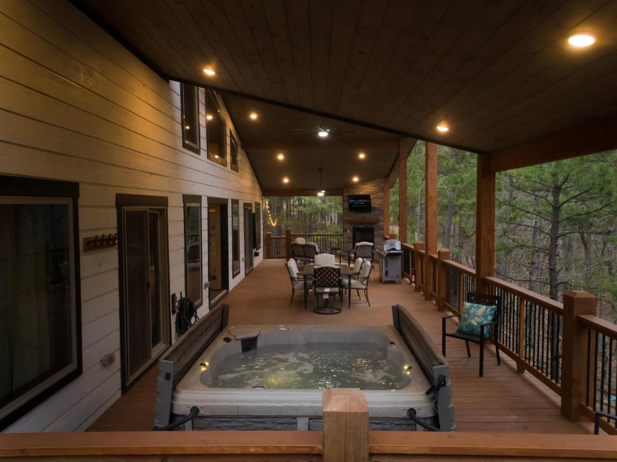 New Luxury Cabin, Hot Tub, Forest Views,Hotel Style Amenitiesブロークン・ボウ エクステリア 写真